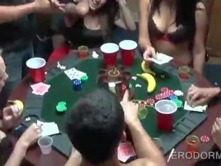 Umazano posnetek poker igra pri faks soba soba zabava