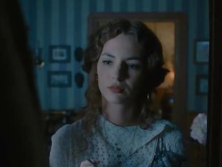 Louise bourgoin oryantal - les aventures extraordinaires dadele blanc-sec 2010